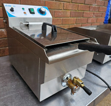 SINGLE TANK COUNTERTOP FRYER WITH DRAIN TAP 240V 3KW ADEXA  £75+VAT ONO