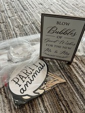 Bridal Lot, Tiara, Veil W/comb, Bubble Mr & Mrs Table Sign And Photo Props