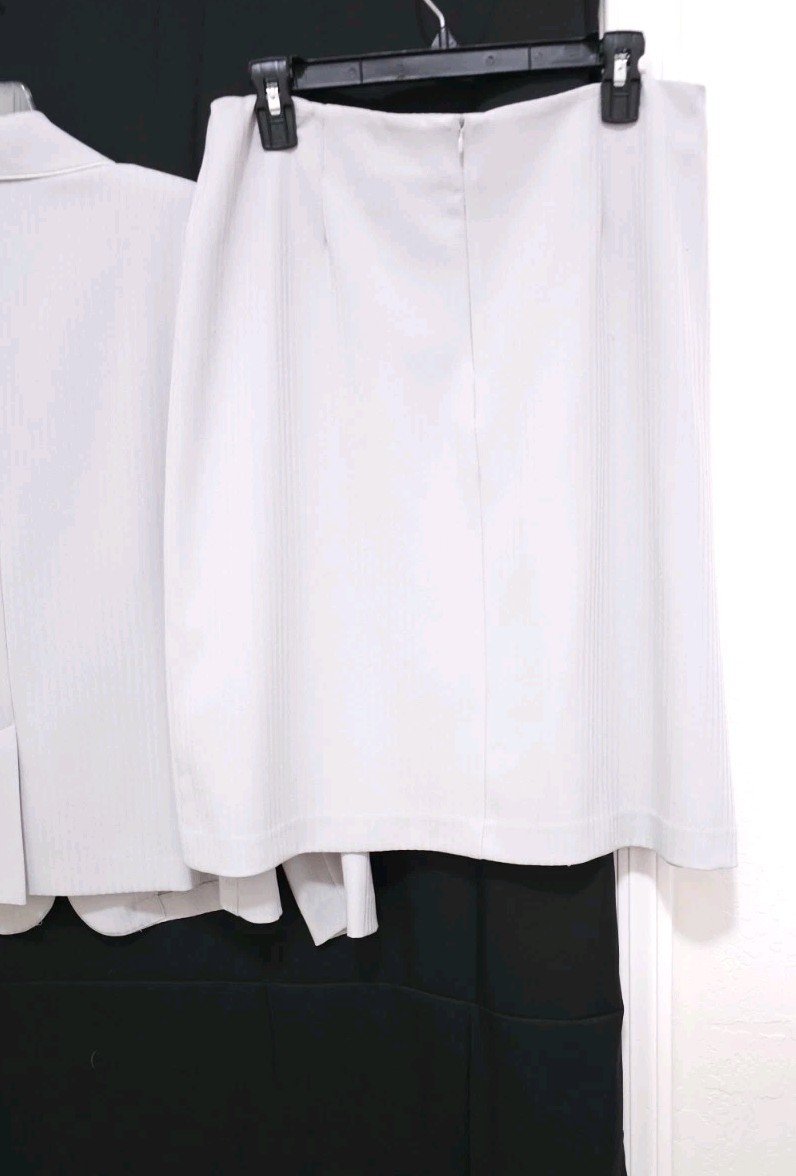 VTG KC Spencer 2pc Suit SET Pleated Skirt & Jacket 10 Medium Lt Gray Pinstriped