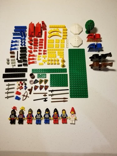 LEGO Castle: Knight's Challenge (6060) 100% complete with instructions