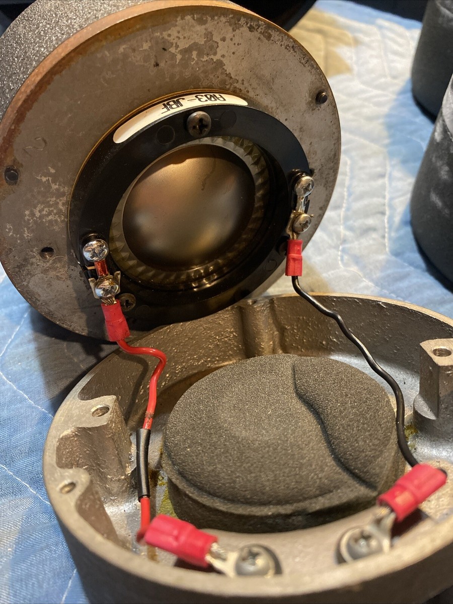JBL 2410 1