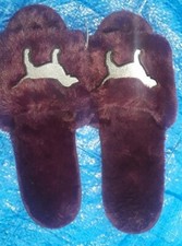 VS pink cozy slide on slippers brand new size large 9/10 ruby logo