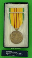 Vietnam Service Medal & Ribbon Bar - Original U.s. Gi Issue - Made In The Usa Vietnam Service Medal & Ribbon Bar - Original U.s. Gi Issue - Made In The Usa