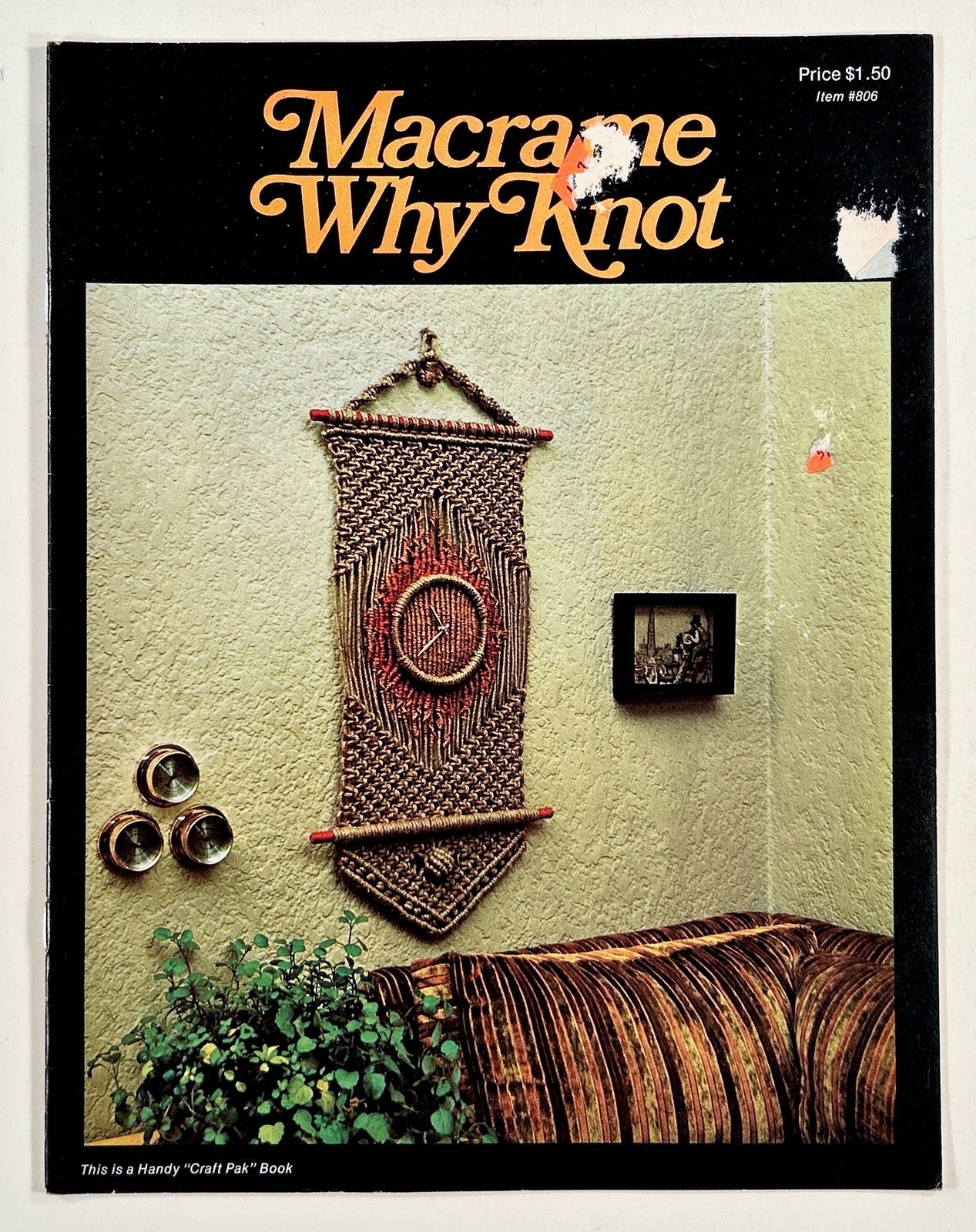 1976 MACRAME WHY KNOT pattern book 70s KITSCH interior design WALL HANGINGS more