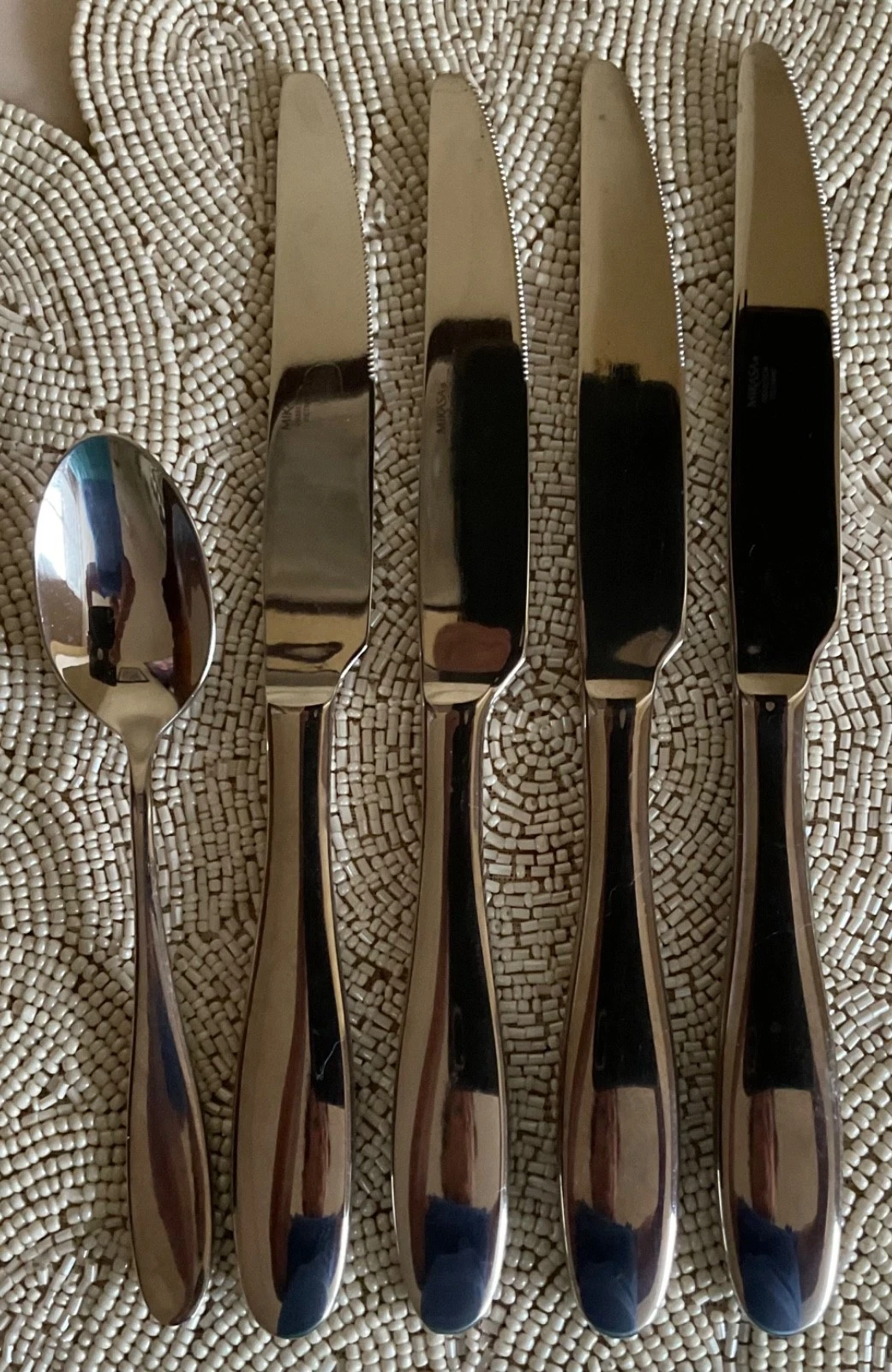 Mikassa Hamilton 18/10 Stainless 9.5 SerratedKnife& TeaspoonLot of 5 Vintage