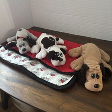 Lot Vintage 1986 Pound Puppies Newborn Carrying case 3 Pound Puppies