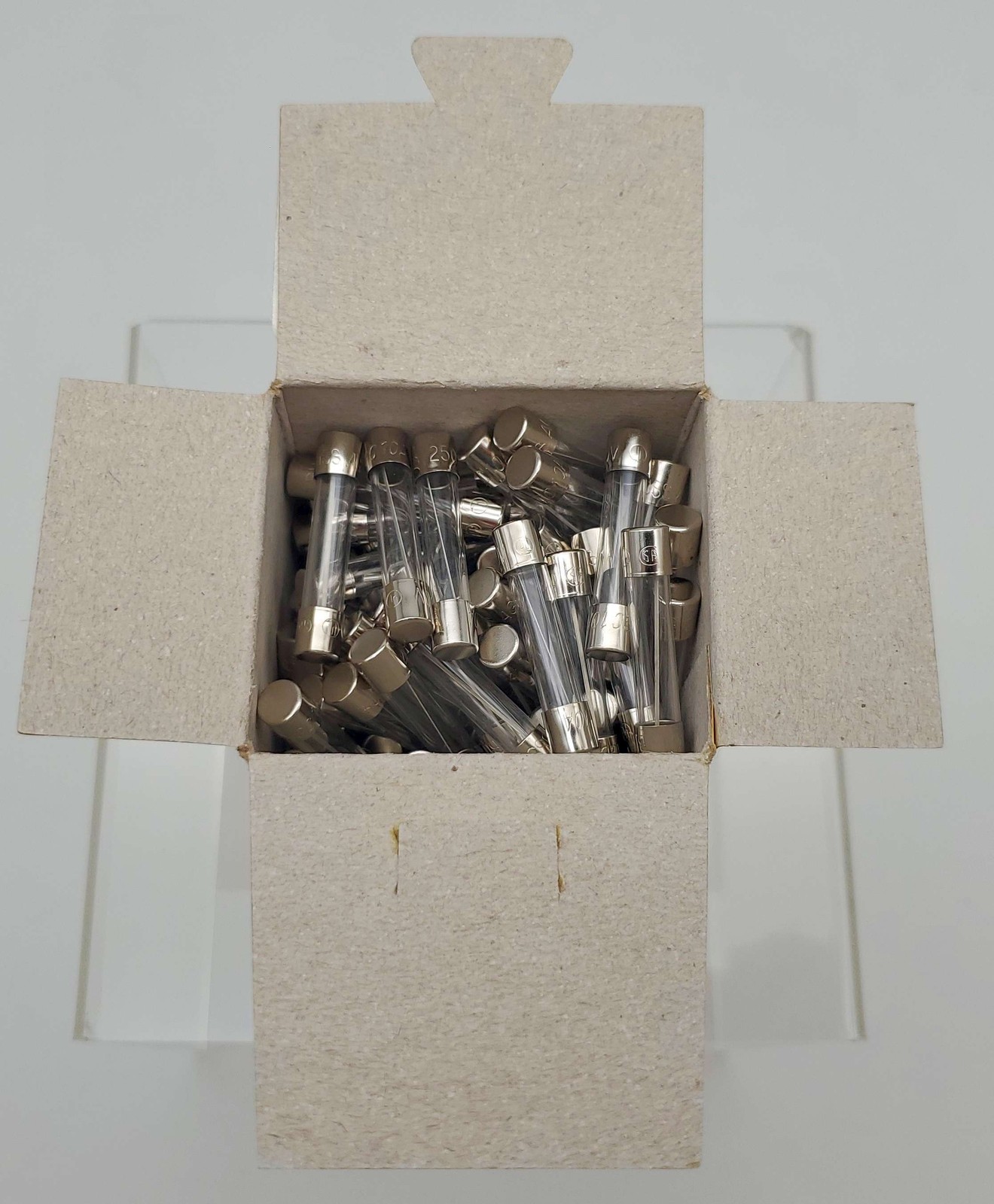 Bussmann AGC-10-R Fuses 10A 250V Fast Acting Glass Tube Pack of 50