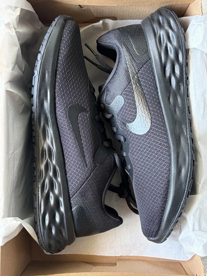 Nike Revolution 6 NN Homme Baskets Noir Lacets Course à pied EU 39 DC3728-001 - Photo 1/4