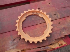 1) John Deere JD Planter Plastic Lustran seed plate B124X B1 24X