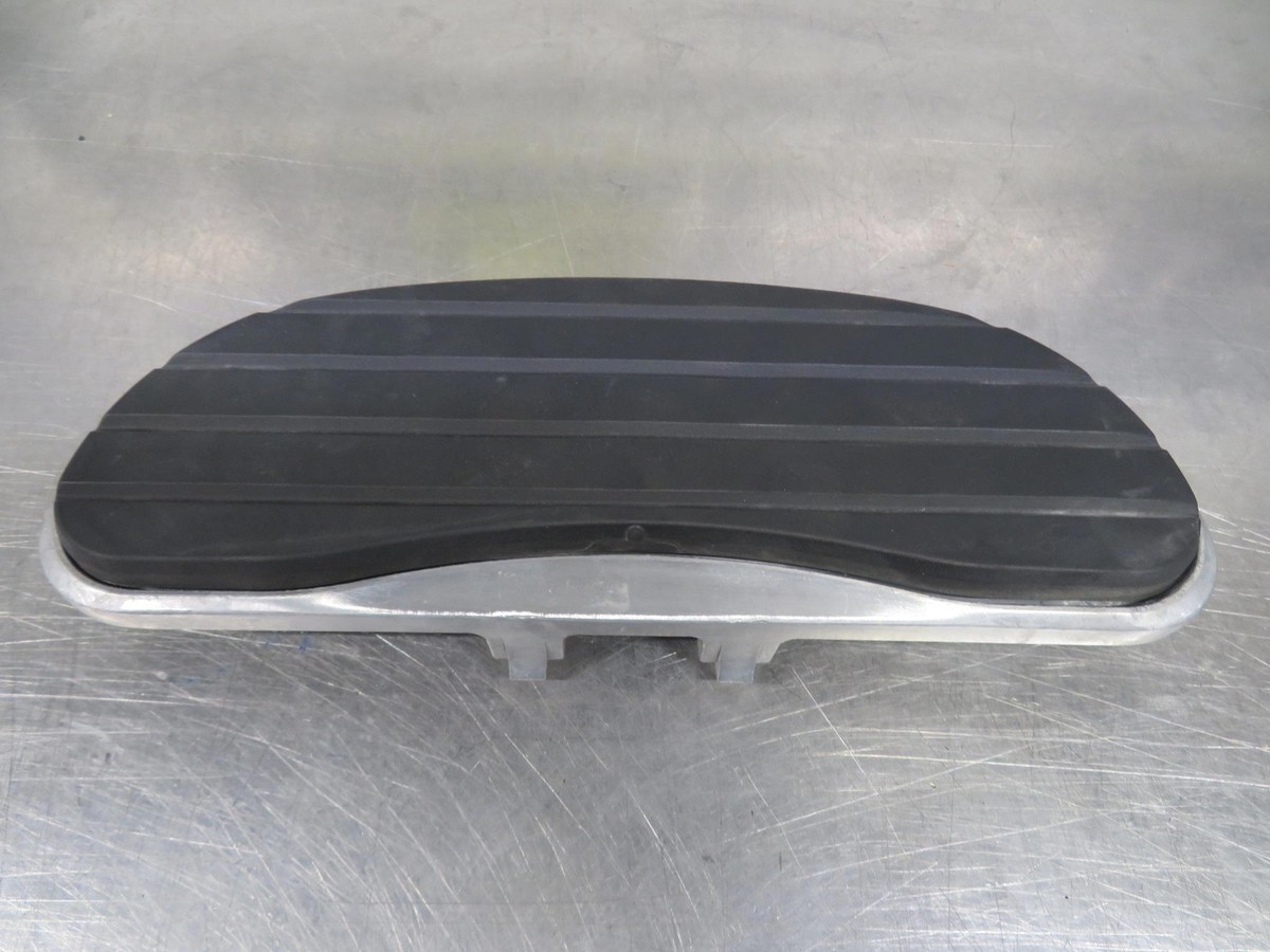 EB1310 2020 KAWASAKI VULCAN VAQUERO 1700 RIGHT FLOOR BOARD STEP