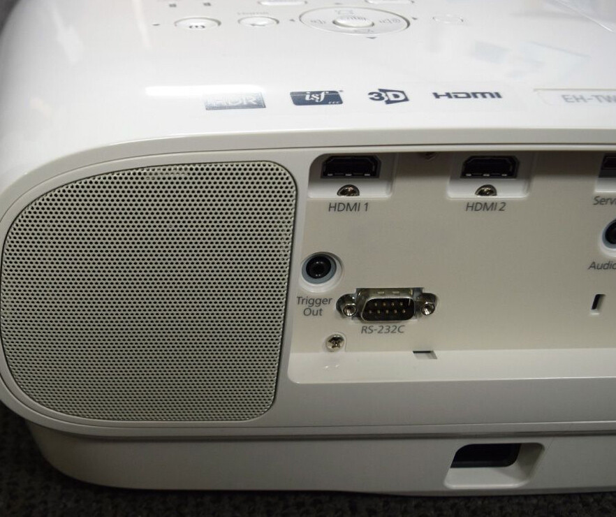 【だい】Epson EH-TW7100 EPSON EH-TW7100 Beam Projector 4K PRO-UHD 3000 Lumen - Tracking_