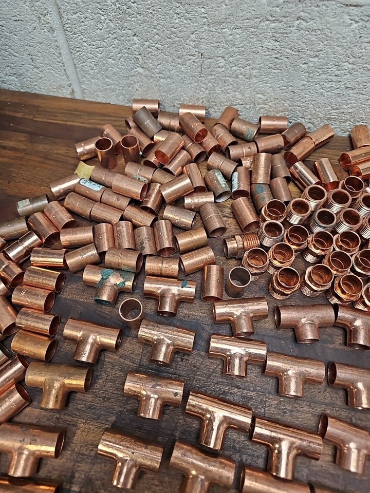 C9 Lot of 350 Copper Plumbing Fittings 1/2" Elbows, T's, Etc 17 Lbs