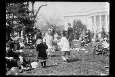 Easter Egg Rolling,White House,Washington,DC,District of Columbia,1914,5