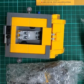 LEGO Ideas Disney Pixar WALL-E 21303 Yellow Gray Robot Building Set puzzle toy