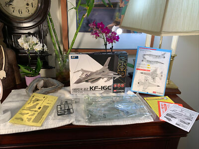 Academy MCP ROK KF-16C with Stand Airplanes Plastic Model Kit Aero 1/72 NEW