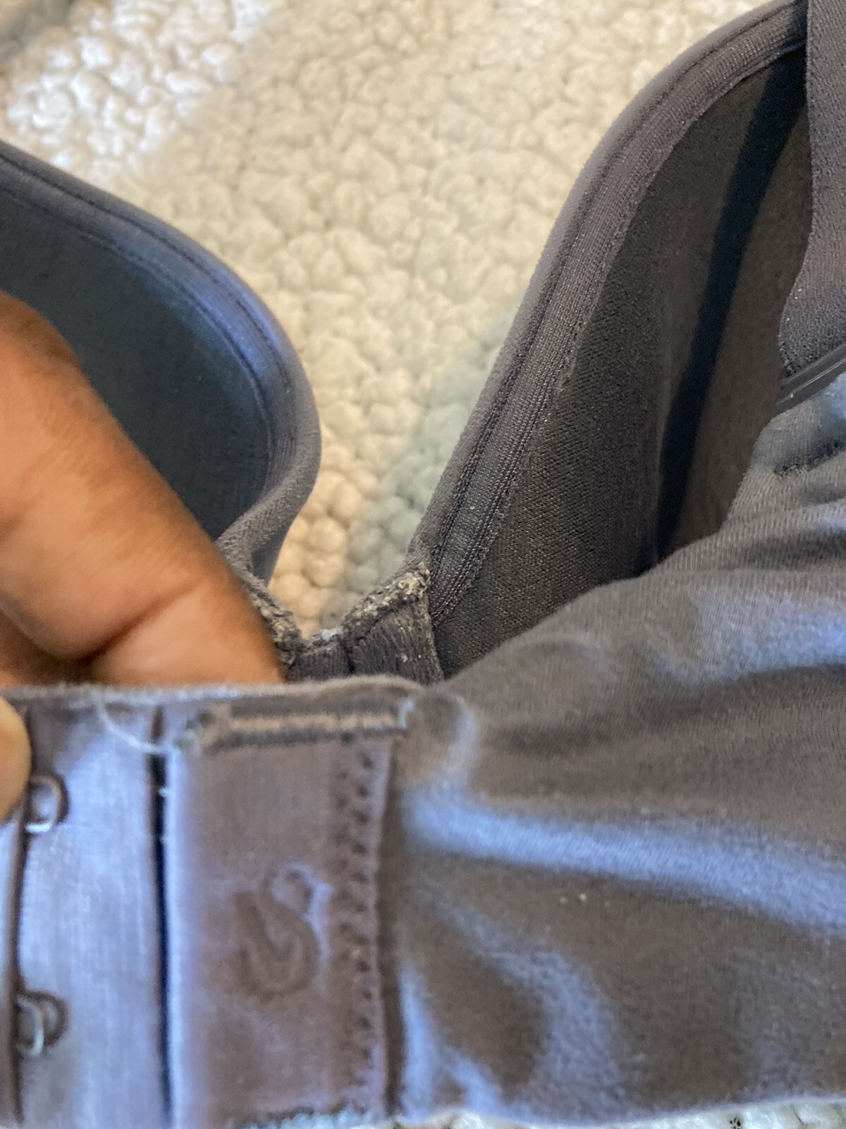 Victorias Secret Body By Victoria Womens 34DD Black Microfiber Lined