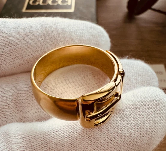 GUCCI Anillo Bufanda Seda "Anillo Diseño Cinturón Simple" de Japón MK1208 Foto 4 de 4