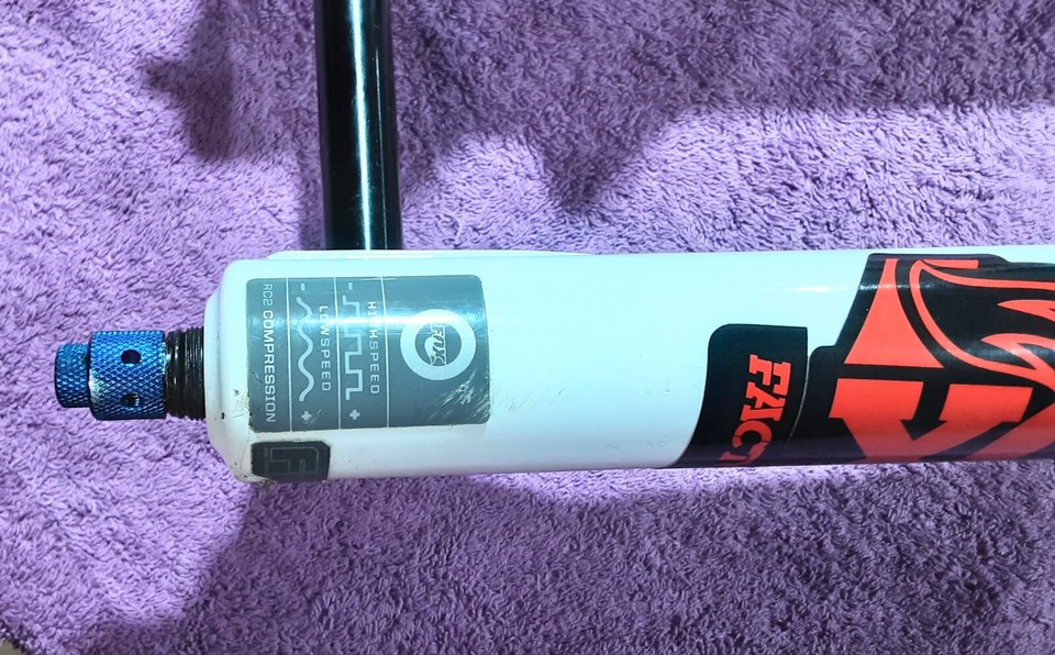 Fox 40 Fit RC2 26" Downhill Triple Forks. SurRon, Enduro etc. Good