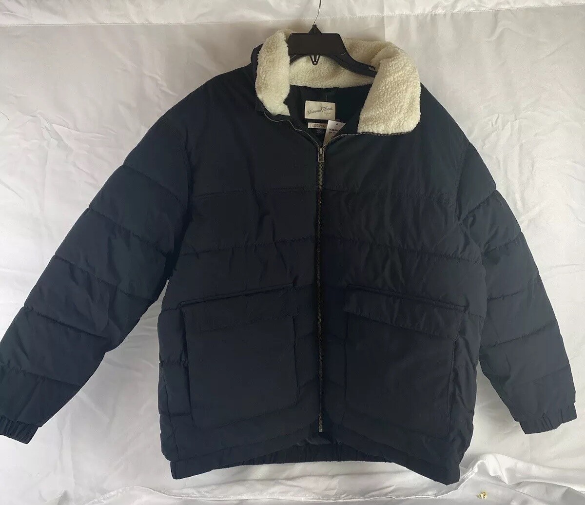 New Black Universal Thread Goods Co. Puffer Jacket - Large