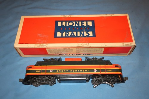 Lionel #6-18302 O Gauge Great Northern EP-5 Electric Locomotive #8302. Runs well