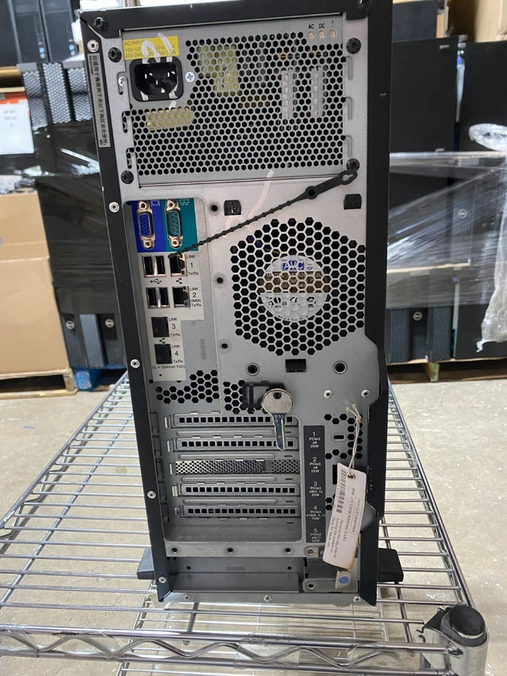 IBM System x3300 M4 1x E5-2430 2.20Ghz,16GB RAM, 4 x 3.5"SAS -NO HDD included - Image 2 of 2