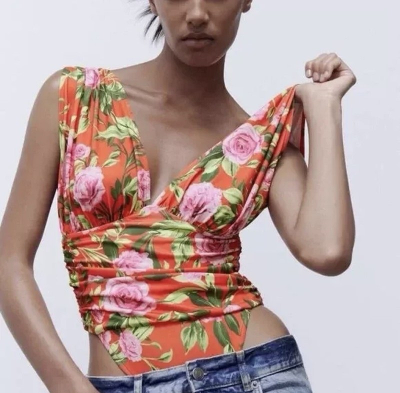 Zara Draped Red Printed Floral Tropical Deep V Neck Bodysuit S 0264 454 114 NEW