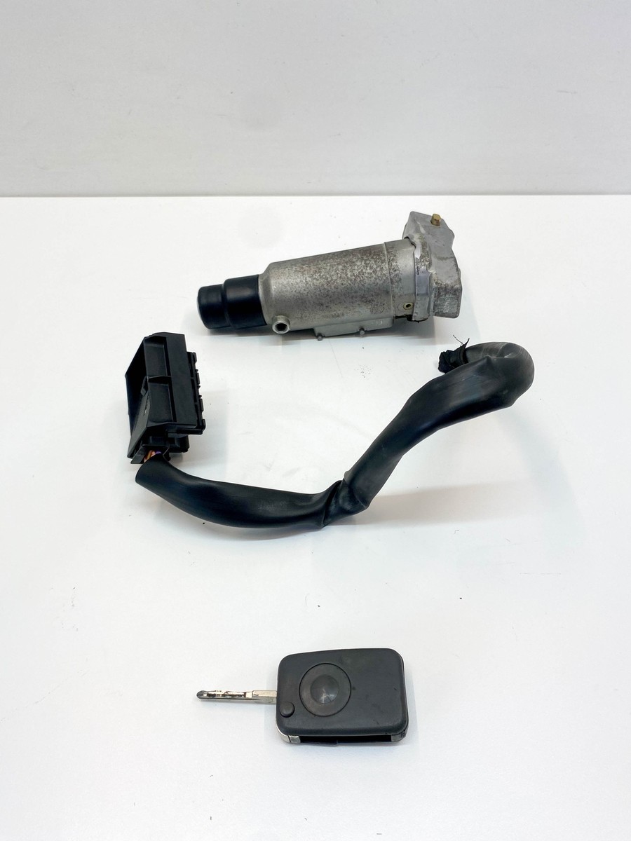 Neimanstutzen Zündschloss Für MERCEDES-BENZ SL R129 - Ref A0175453428 / 0175453428 - Occasion