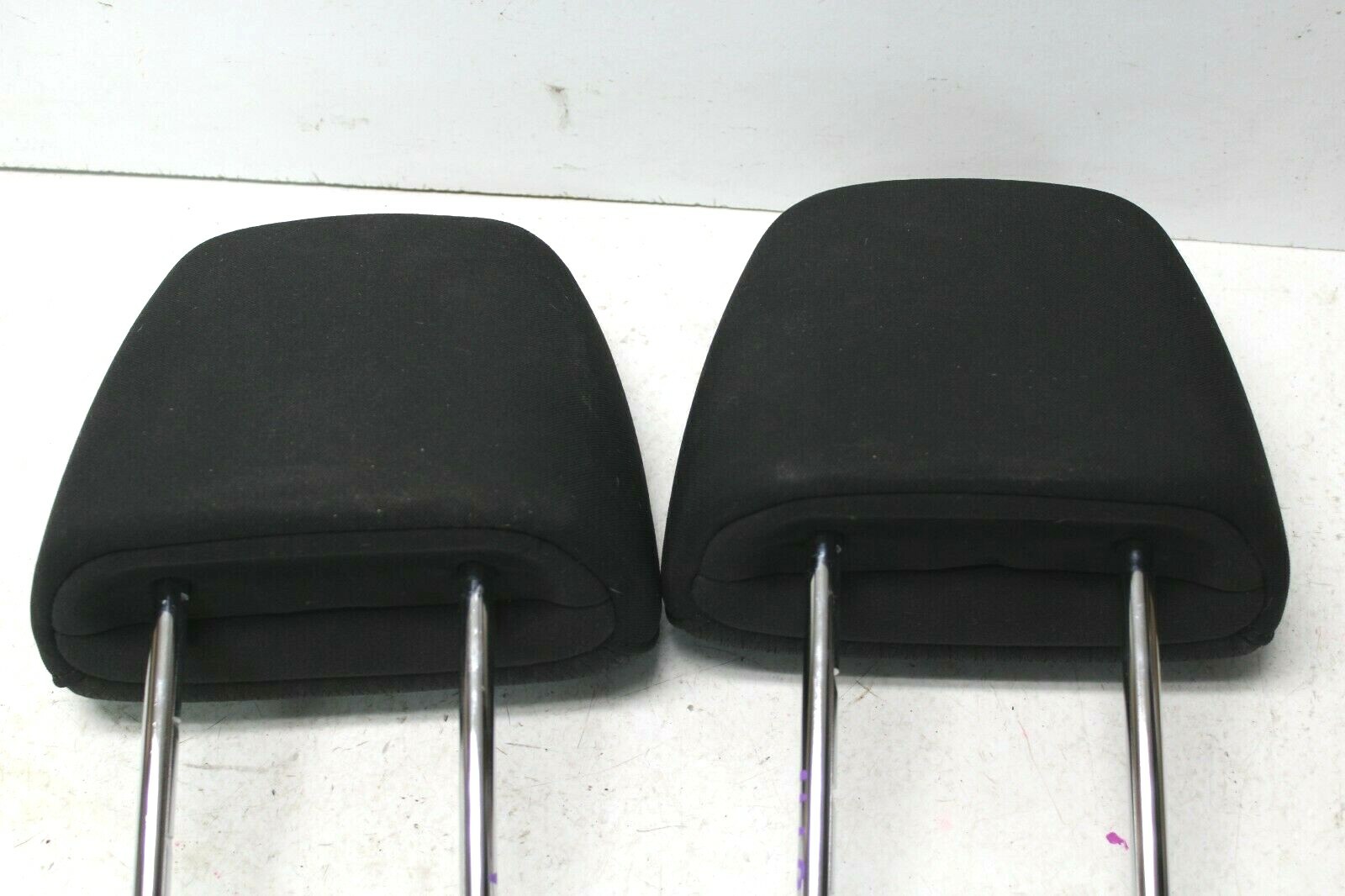 2010-12 SUBARU LEGACY OUTBACK FRONT HEAD REST BLACK CLOTH OEM P/N 64061AJ00BVH