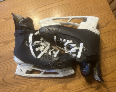 Bauer Vapor Hyperlite 2 Senior Ice Hockey Skates Size 7 (Fit 1) Narrow