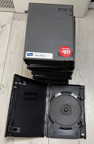 Lot of 50 Authentic Blockbuster Empty Standard DVD Replacement Cases