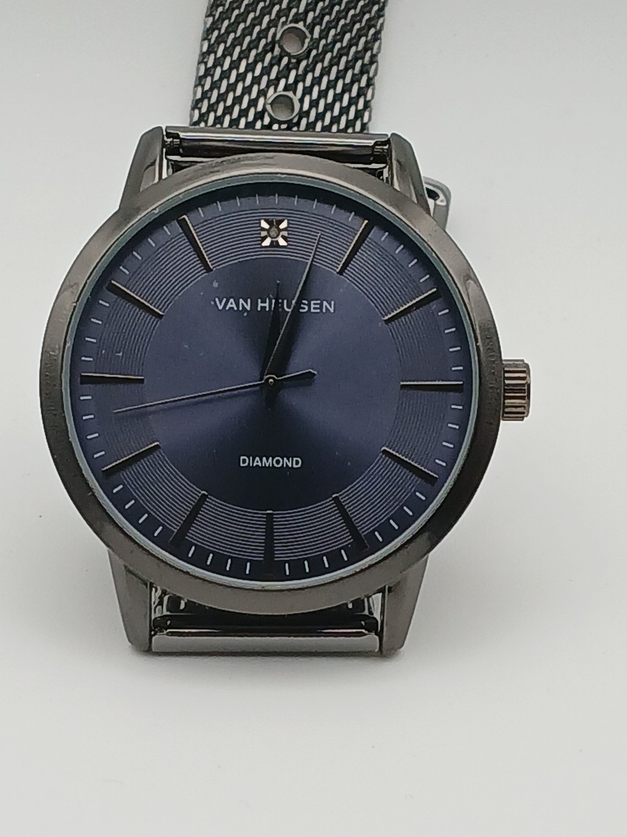 Van Heusen DAIMOND Stainless Steel Mesh Watch l Quartz Needs New
