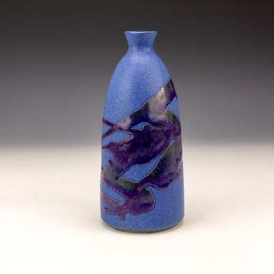 Vintage Studiokeramik - Vase mit Schlicker verziert blau glasiert - signiert