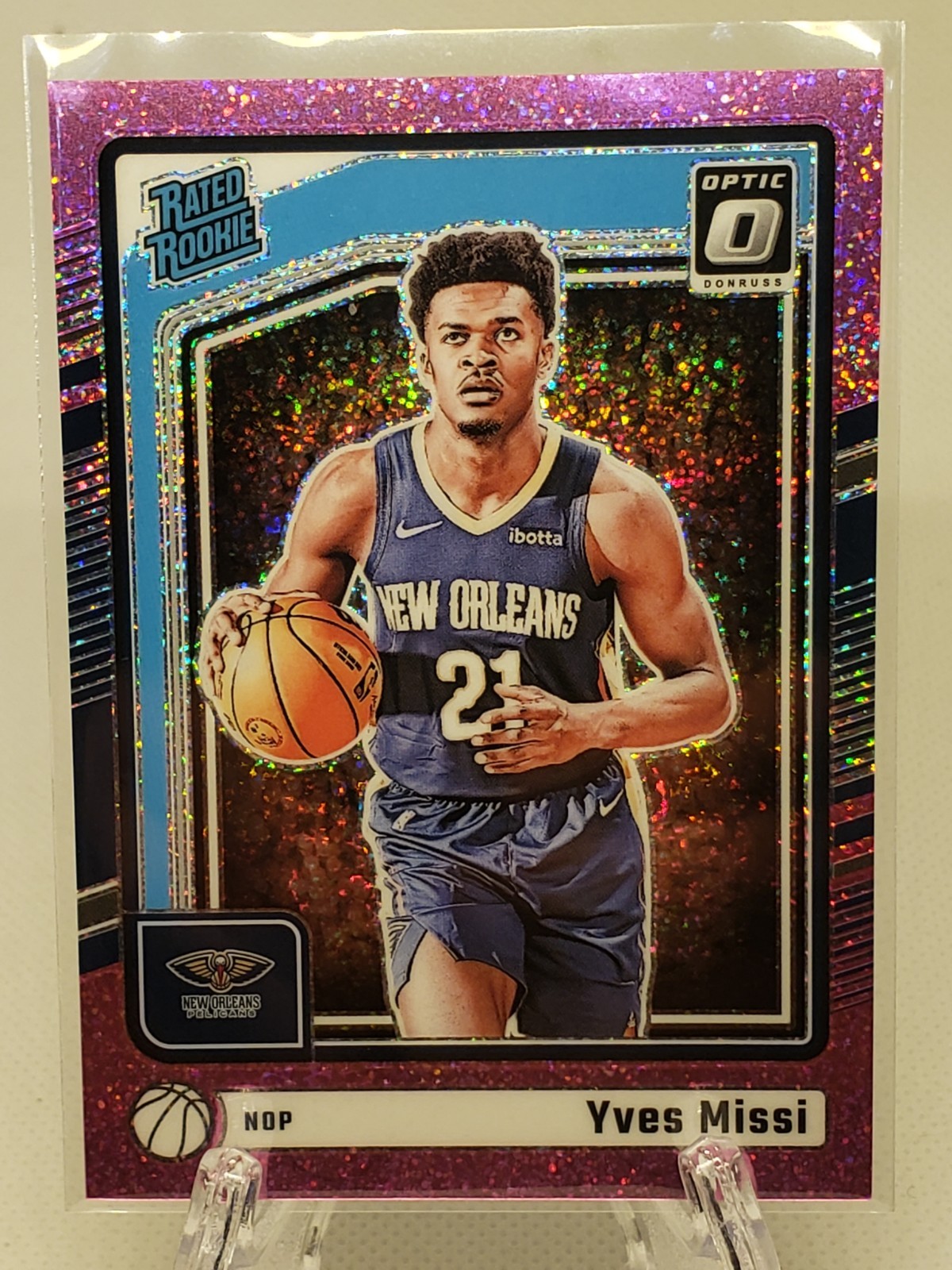 2024-25 Panini Donruss Optic Rated Rookie Yves Missi #265 Pink Glitter RC #/275