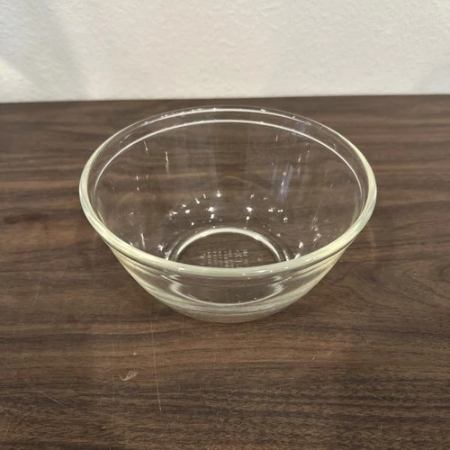 Pyrex #7402 Storage Plus Clear Glass Mixing Storage Bowl 6-Cup