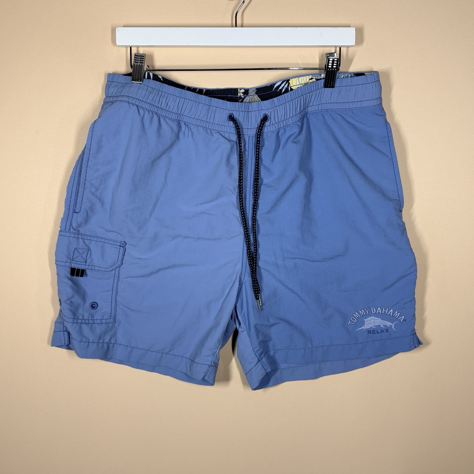 Tommy Bahama Relax Mens Blue Cargo Swim Trunks Board Shorts Size 36