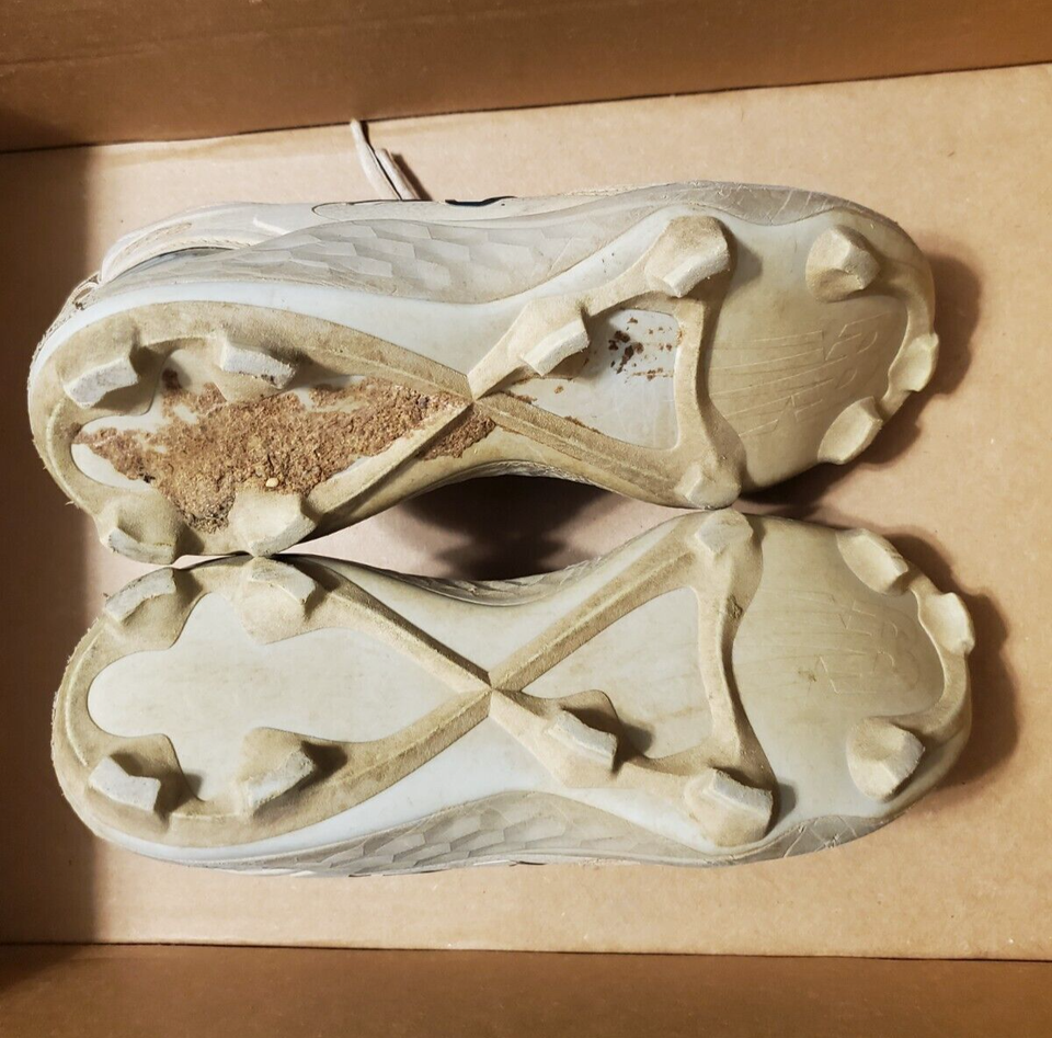 New Balance Fresh Foam 3000v6 Grey White Mens 5D Molded Baseball Cleats