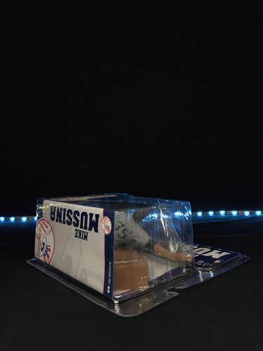 Mcfarlane serie 12 Mike Mussina NYY lanzador - NIP - Imagen 8 de 10