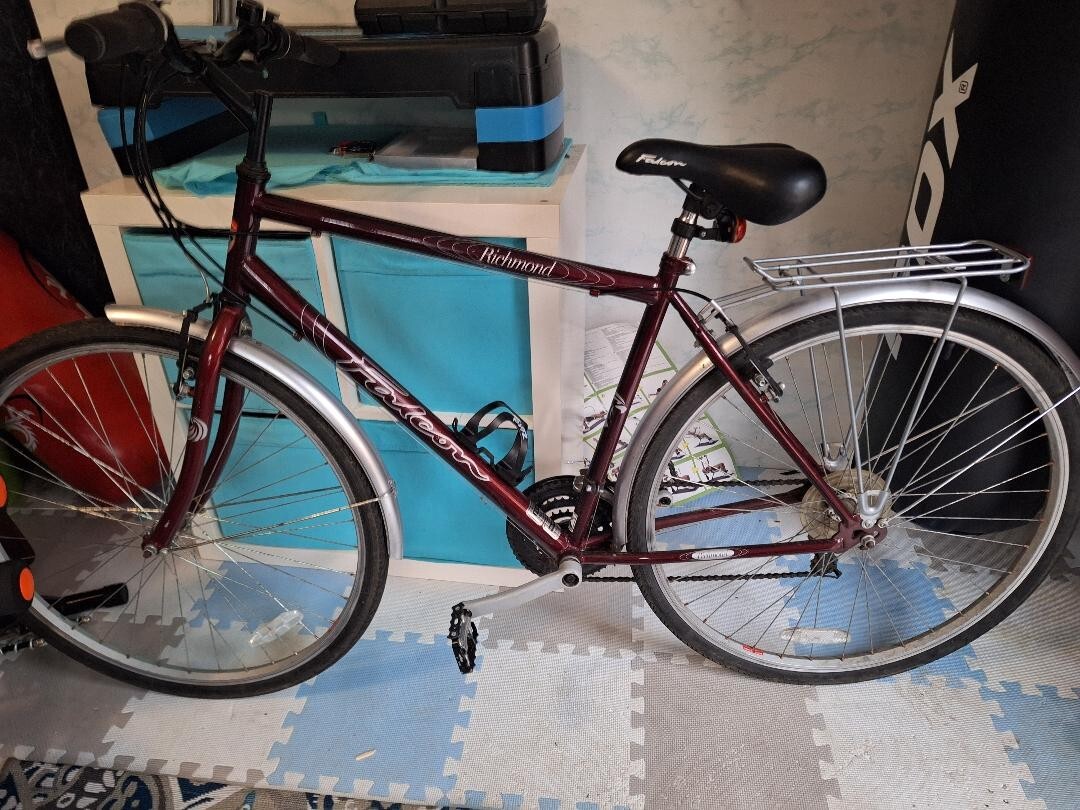 Falcon Richmond Gents Hybrid City Bike, 700c Wheel