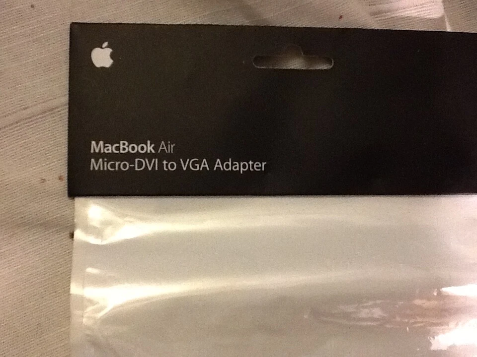 Apple MacBook Air Micro-DVI to VGA Adapter - MB203G/A. Ref:CD_2 - Image 3 of 4