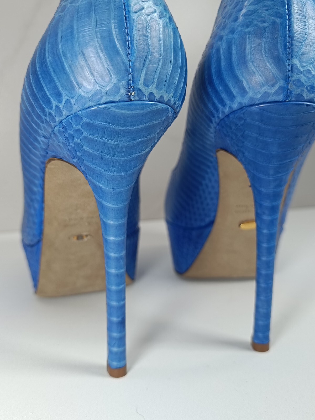 Sergio Rossi Blue Python Round Toe Platform Pumps… - image 10