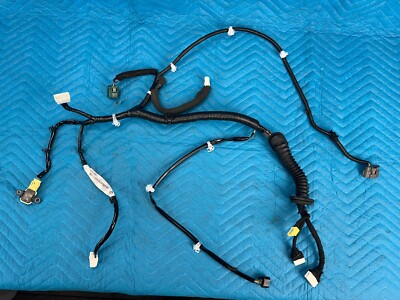アース Nissan Titan Front Passenger's Side Door Wiring Harness 24124EZ02A