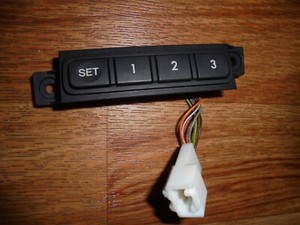 MAZDA 3 BL 6 GH MZR-CD Bj.07-12 Memory Schalter Sitzverstellung Sitz Taster