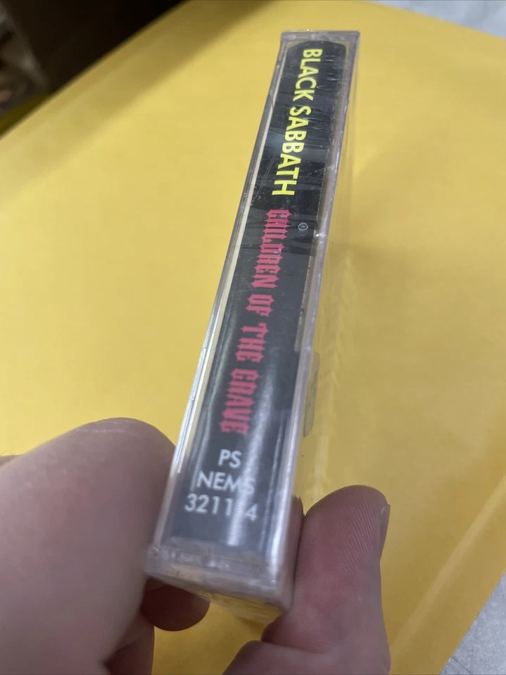 BLACK SABBATH - Children Of The Grave  CASSETTE PS Nems 3211-4 SEALED - Image 2 of 3