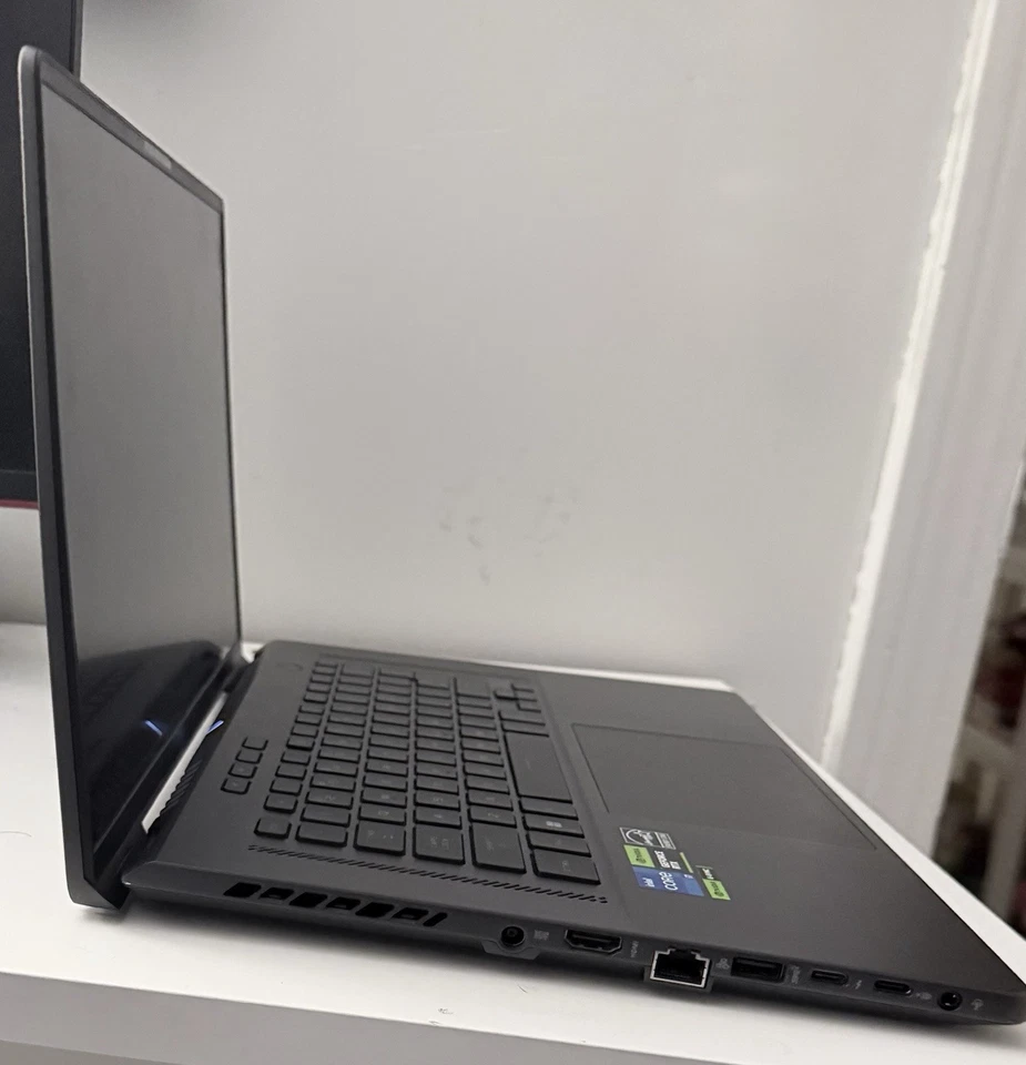 ASUS ROG Zephyrus G16 16" Gaming Laptop Intel Core I7, NVIDIA RTX 4060, 165Hz - Image 4 of 4