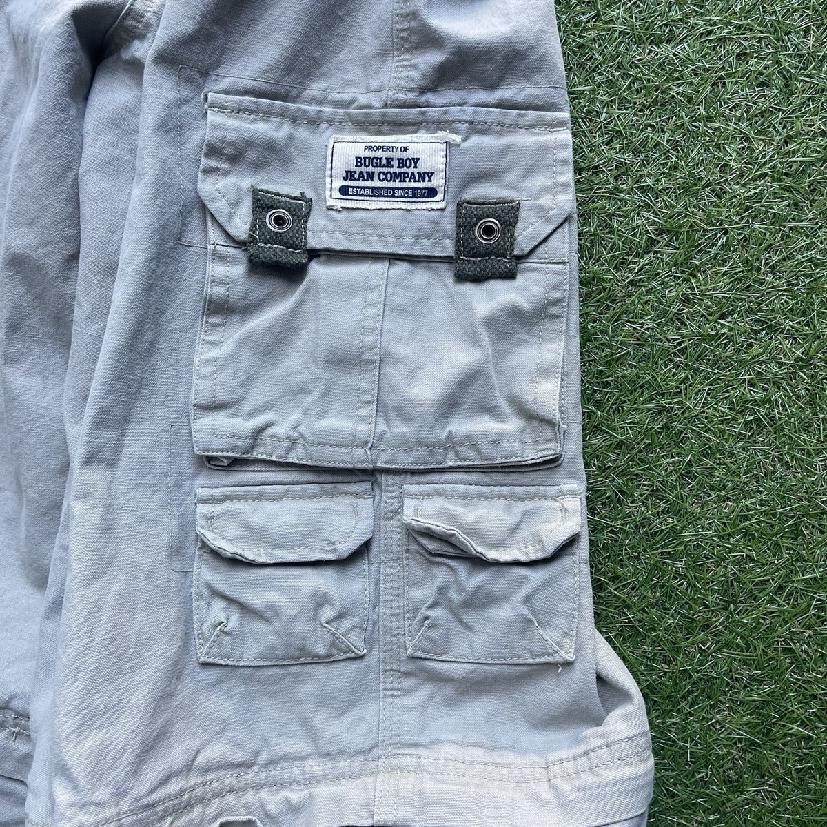 【中古】 buGG PANiC Type－B buGG Vintage Bugle Boy Baggy Wide Leg Skater Cargo Pants 29x32 Grunge
