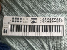 Arturia KeyLab Essential 49 Keyboard Controller