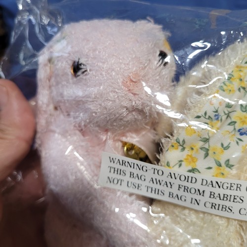 Vintage Thomas Kincade Plush Rabbits Bunny Metal Medallion Nwt Easter Sealed 3 - Picture 5 of 9
