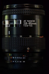 Nikon AF NIKKOR 28-85mm 1:3.5-4.5 (MK2 rubber focus ring) MADE IN JAPAN