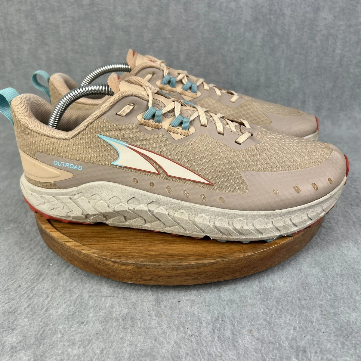 Mens tan deals running shoes
