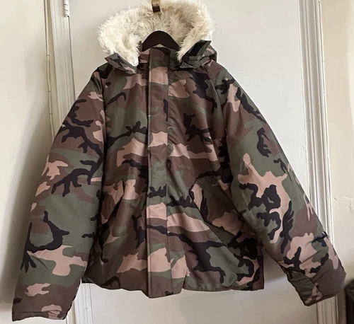 NEW YEEZY YZY PK-01 CAMO PARKA JACKET CAMOUFLAGE GREEN BROWN SZ 2 (MED - LARGE ) - product listing photo
